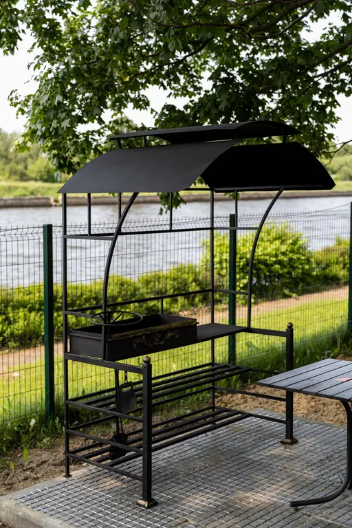 Гостевой дом в глэмпинге у реки