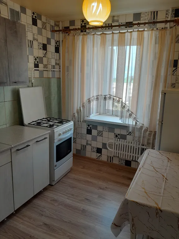 Квартира Квартира с парковкой и Wi-Fi посуточно — Ейск