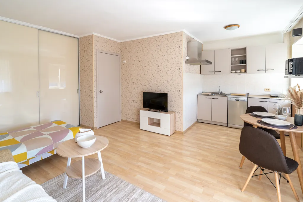 Апартаменты с видом на Золотой мост