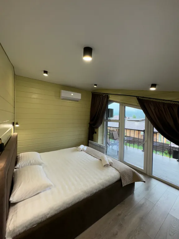 Дом на 2 половины с видом на горы