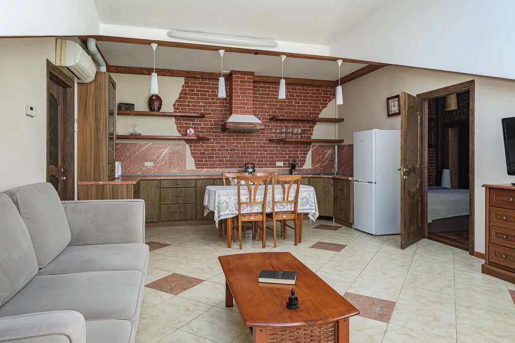 Мансарда у Эрмитажа с балконом