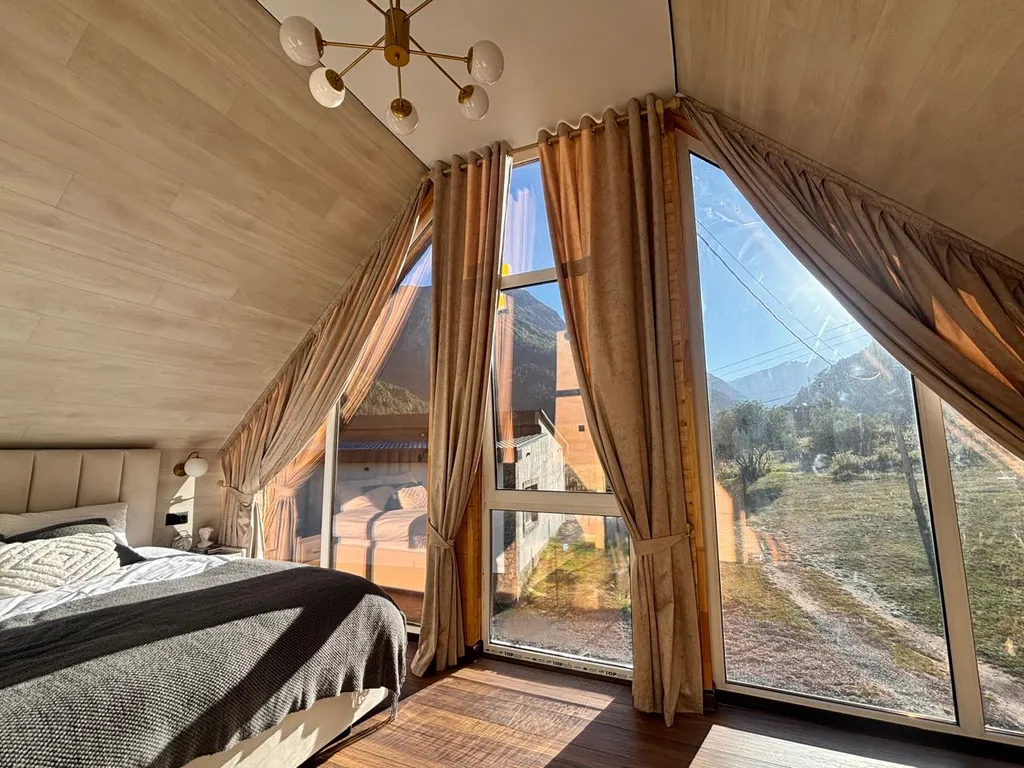 Новый домик с шикарным видом в Тегенекли