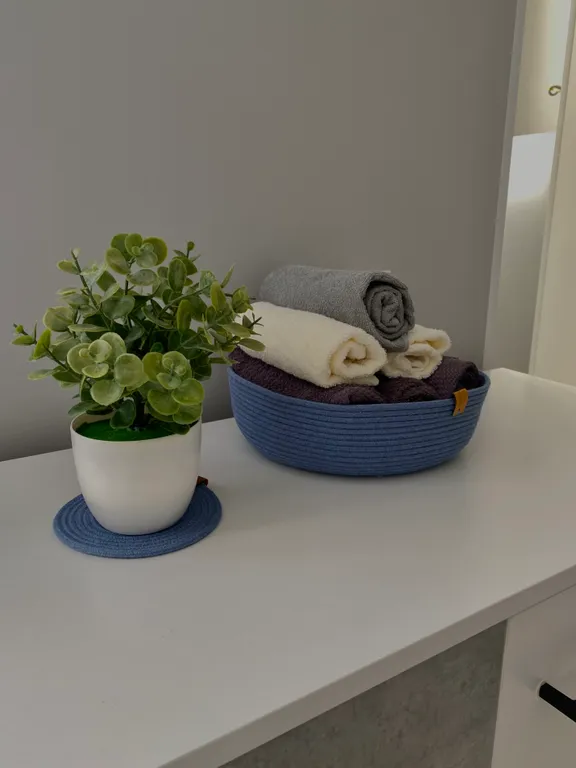 Уютная студия с удобным расположением, парковкой, близко к вокзалу