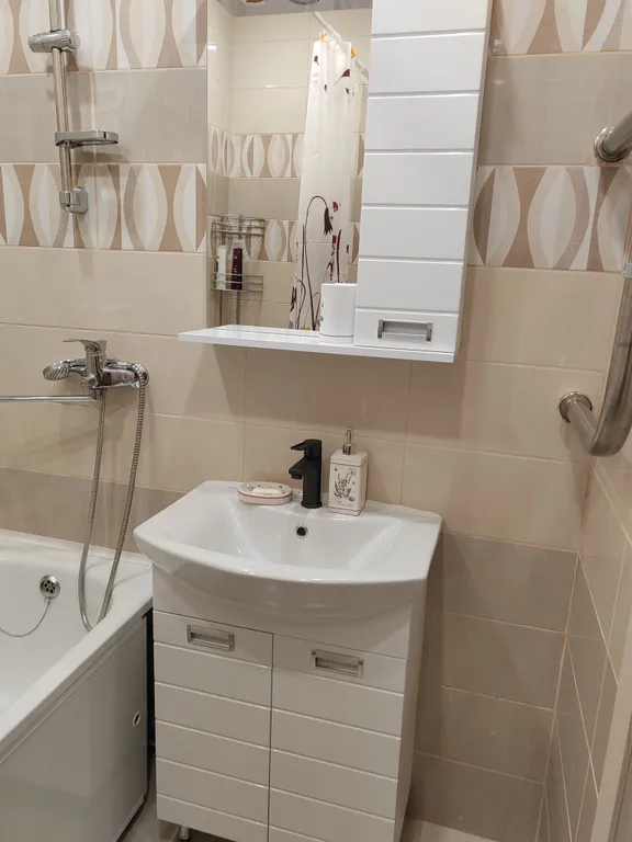 Квартира Уютная солнечная квартира в тихом районе для семейного отдыха — Великий Новгород