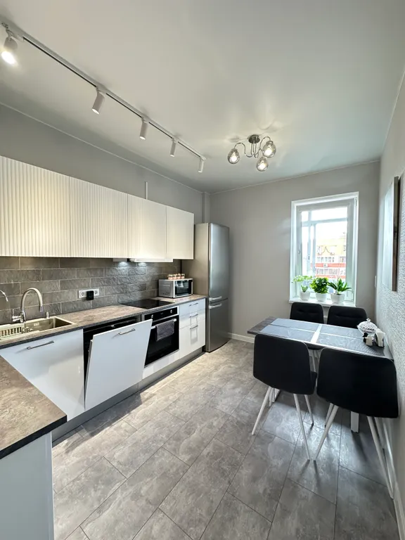 Чистая новая видовая квартира с шикарным ремонтом и всеми удобствами