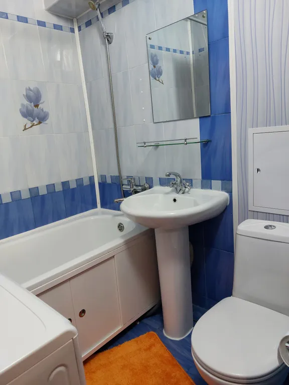 Квартира 3-комнатная Квартира — Великий Новгород