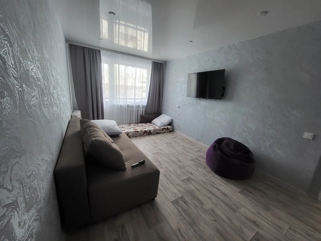 Уютная трехкомнатная квартира в городе Байкальск