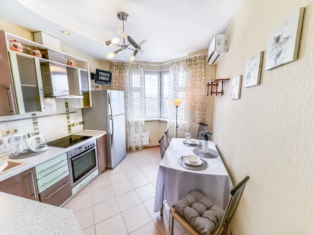 Квартира Просторная квартира для вашего удобства — Лобня