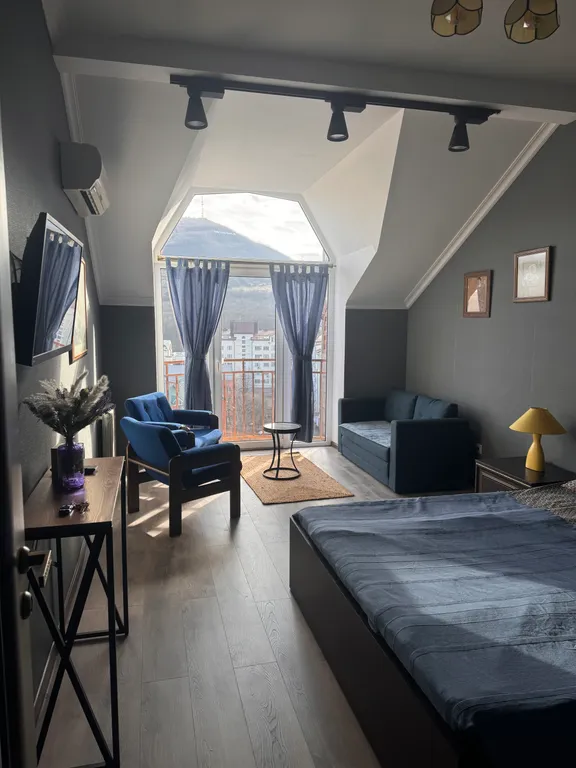 Шикарная квартира с потрясающим видом на гору Машук