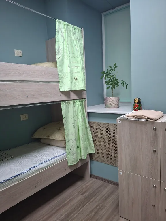 Комната — аренда посуточно в Санкт-Петербург