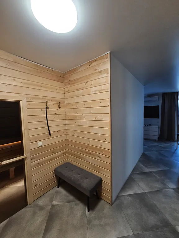 Студия с видом на Кремль