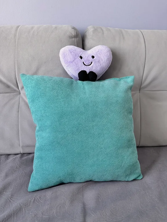 Квартира с зелёной гостиной