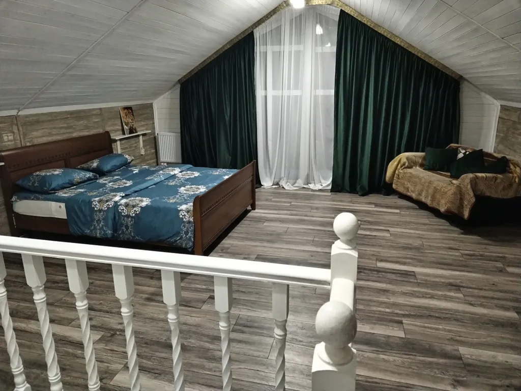 Уютный загородный дом у озера, с баней, для отдыха и праздника