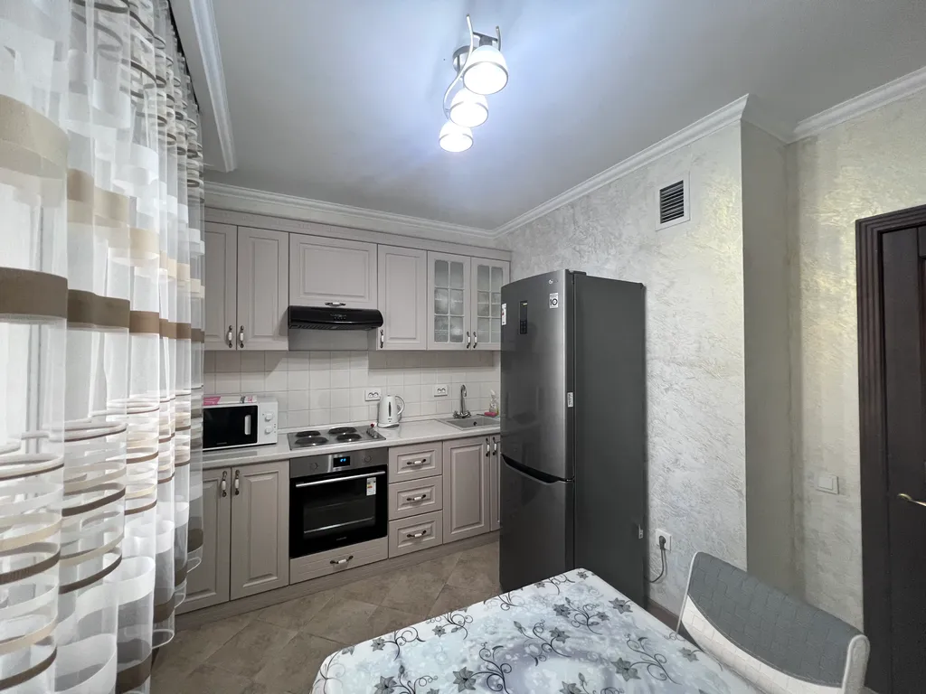 Уютная квартира напротив спорткомплекса Алматы Арена