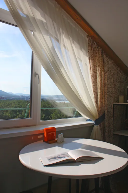 Квартира Квартира с потрясающим видом на горы и море, до набережной 600 метров — Геленджик