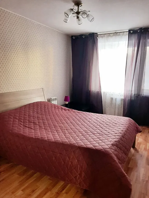 Пpocтоpнaя 2х-комнатная квартира