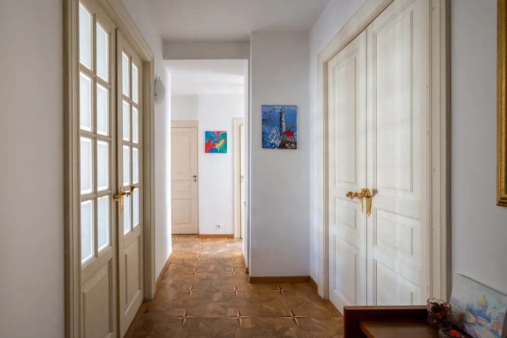 Квартира Квартира 3 минуты до Исаакия и Дворцовой, до 6 гостей — Санкт-Петербург