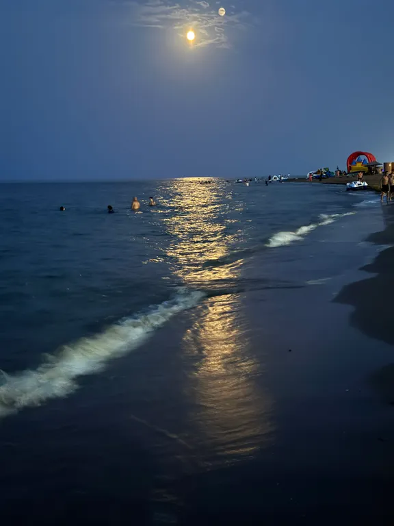 Квартира с дизайнерским ремонтом в самом сердце города в элитном районе