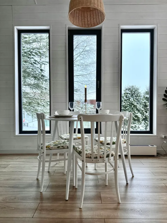 Коттедж Уютный барн с баней на дровах и пением птиц в саду — Заворово