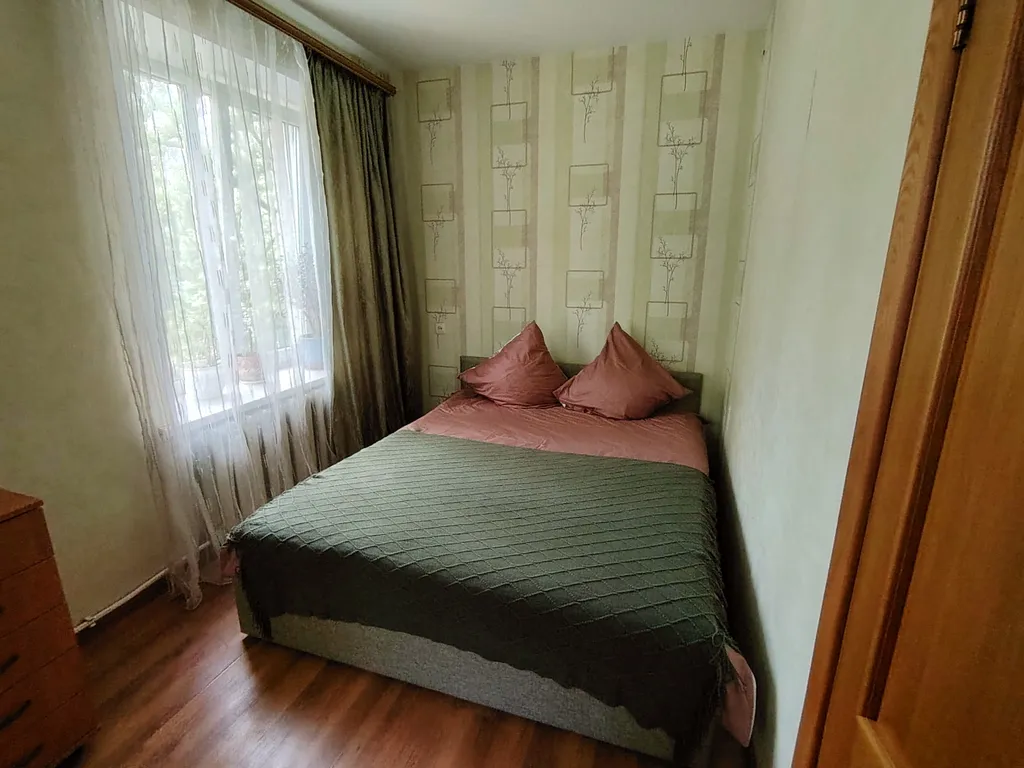 Двухкомнатная квартира в Жуковском на Фрунзе.