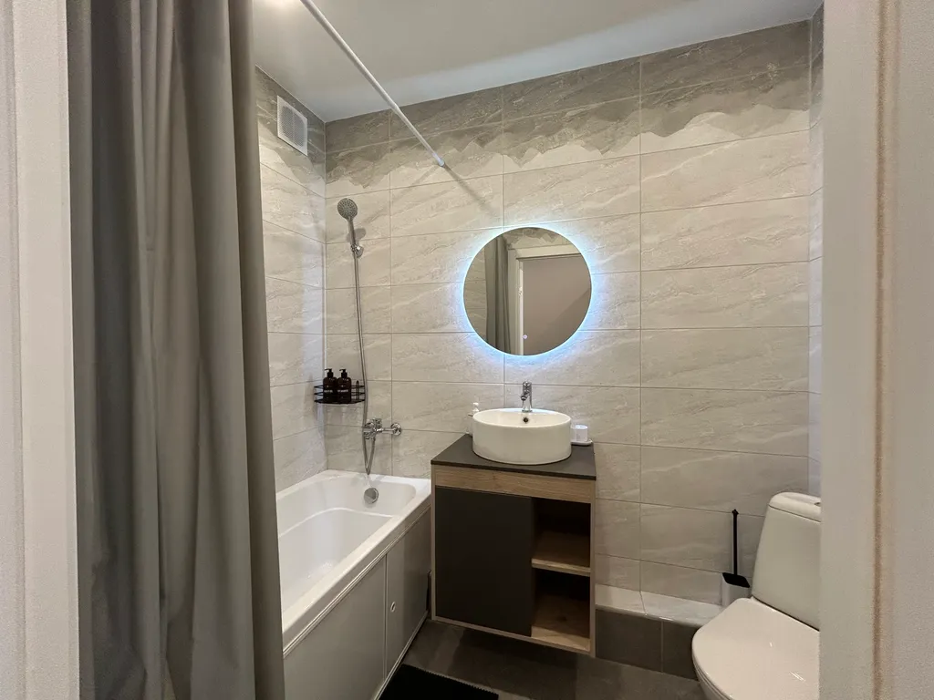 Квартира на 17 этаже у моста