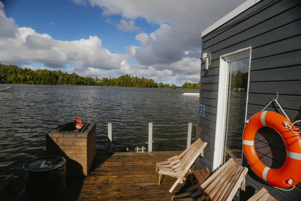 Плавучий дом Форель