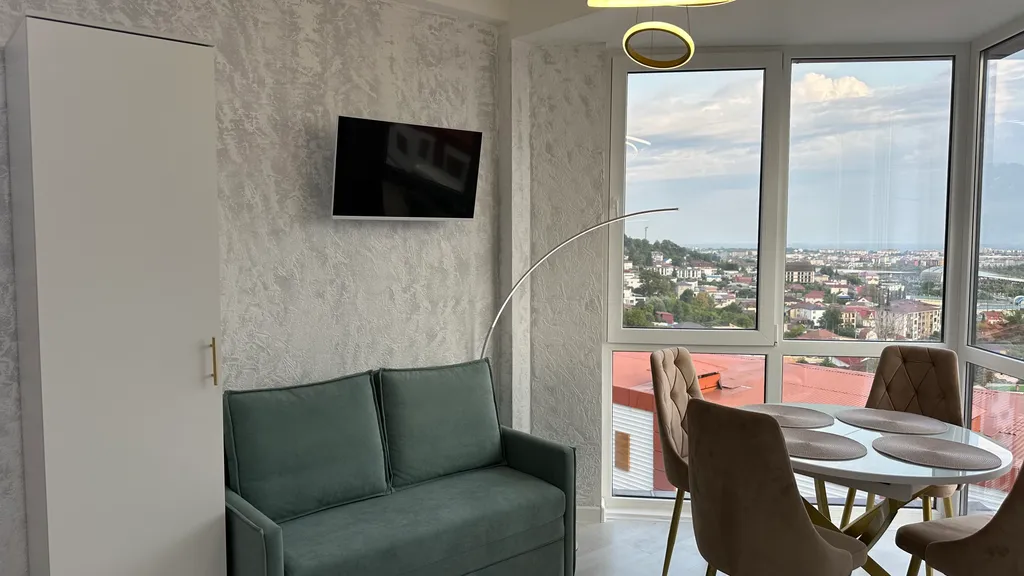 Квартира Новые апартаменты,без бабушкиного ремонта,с видом на море и Олимп.парк — Сириус