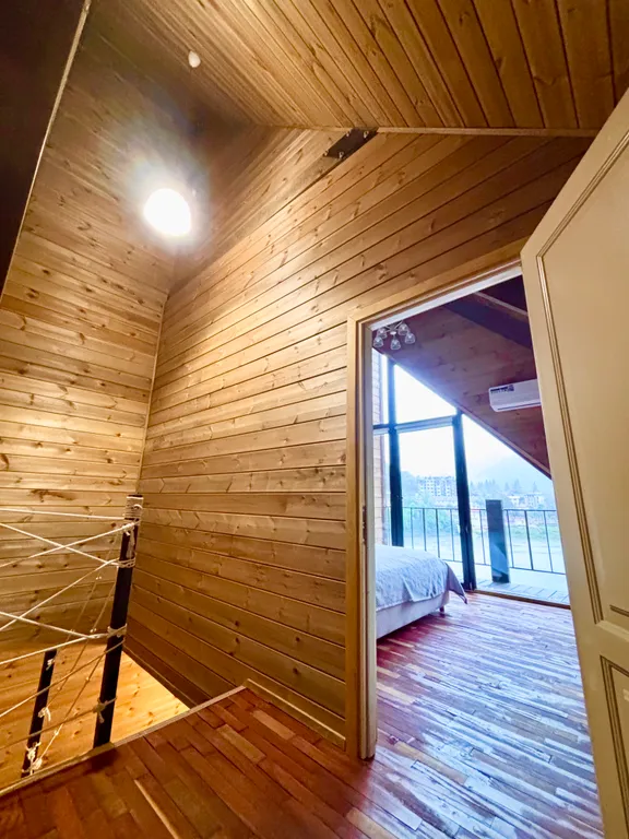 2эт. квартира 110м², вид на озеро и горы