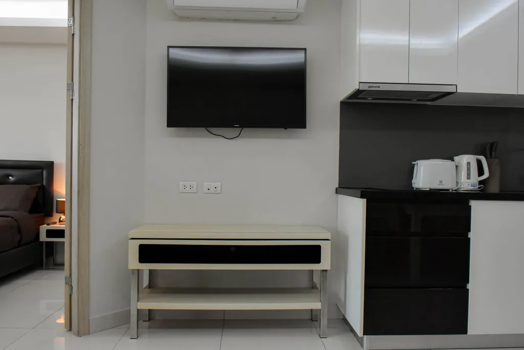 Комфортная квартира с видом на море. Быстрый интернет. Район-Пратамнак