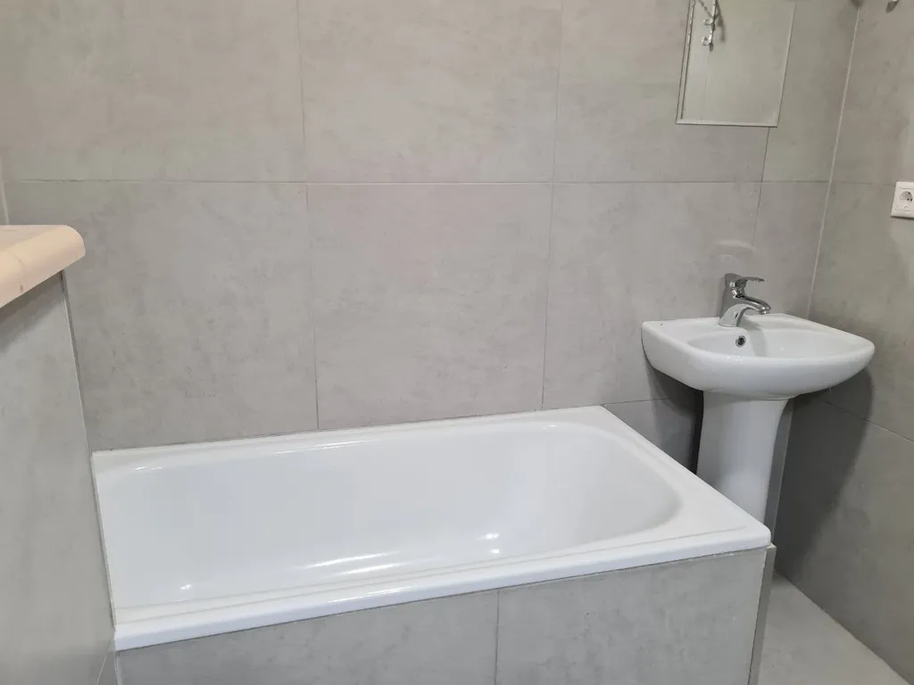 Квартира в белоснежных тонах рядом с аэропортом и трассой М4