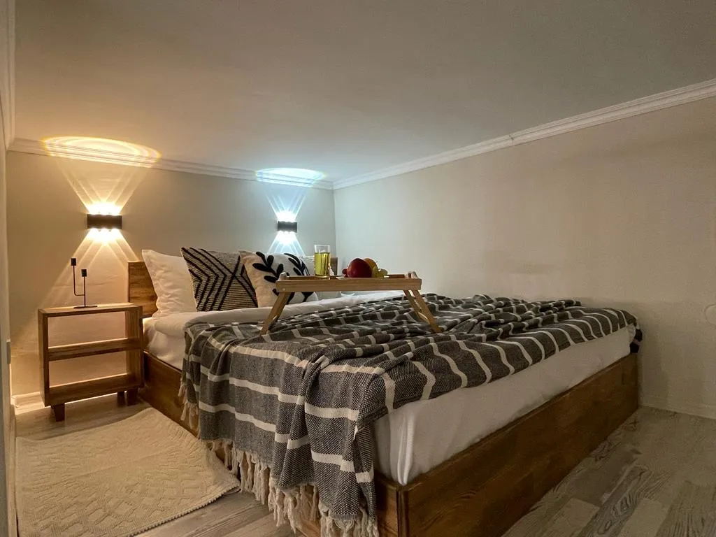 Квартира Студия в стиле Loft в двух уровнях в центре города — Алматы