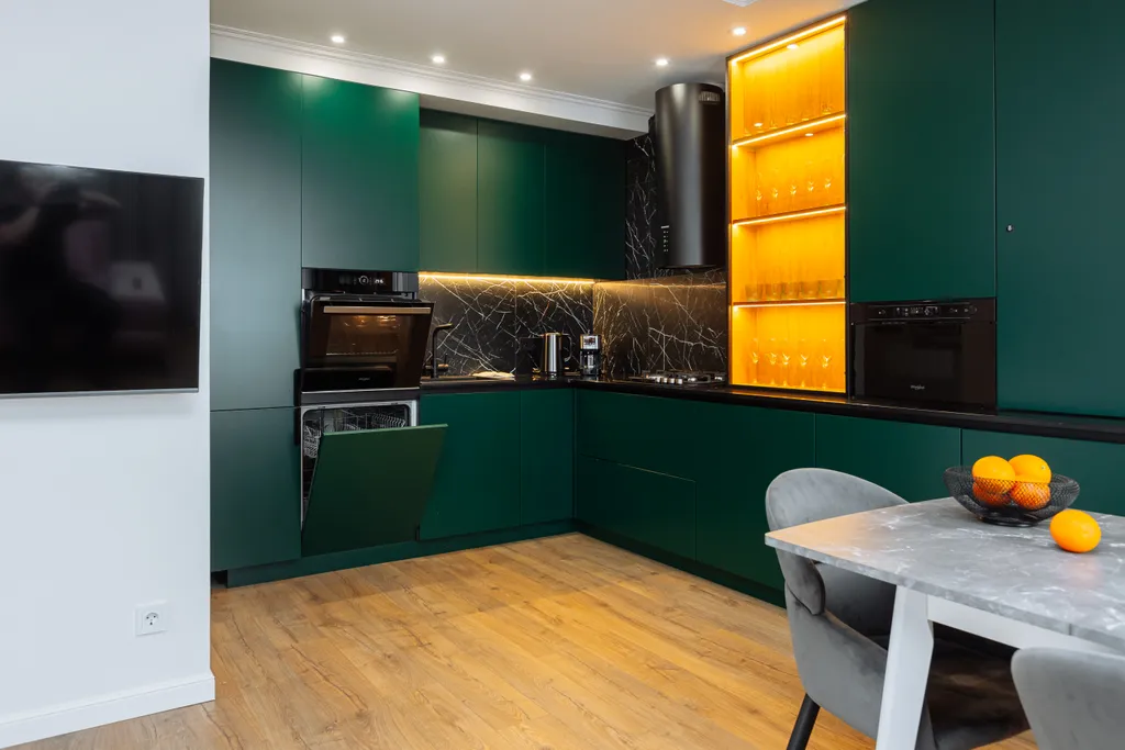 5 минут до Верхнего озера и Музея янтаря - любимых мест гостей города!