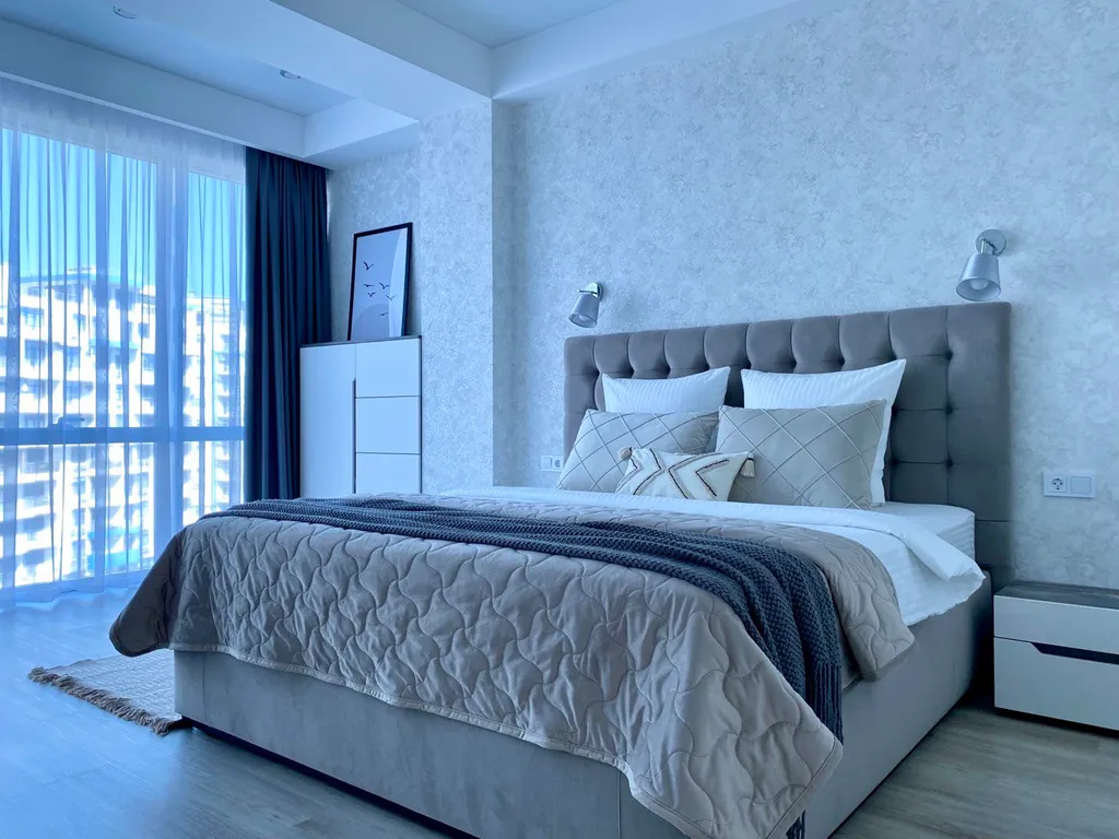 Евро-трехкомнатная в жк Ришелье Шато с бассейном