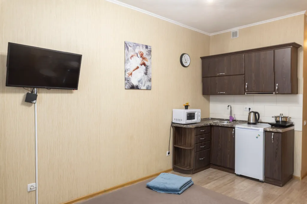 Чистая студия с отличным расположением