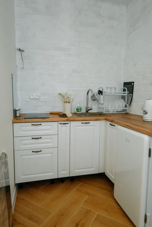 Современная комфортная студия у моря