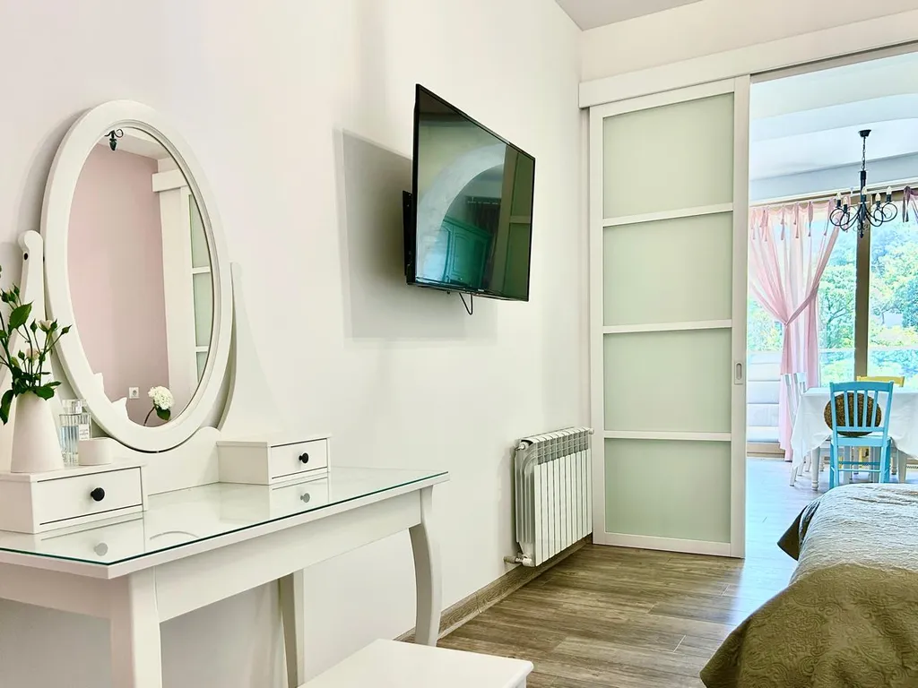 Апартаменты с видом на море в ГРК Зазеркалье