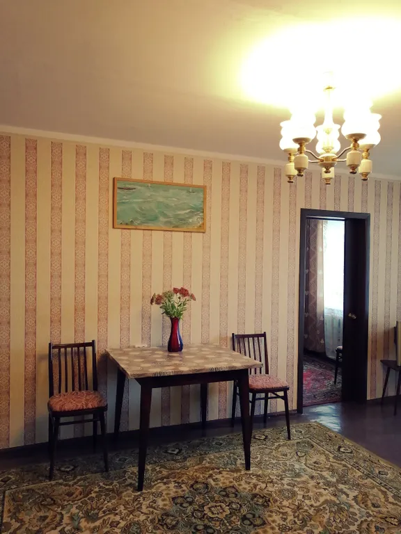 Квартира Квартира в центре — Луганск