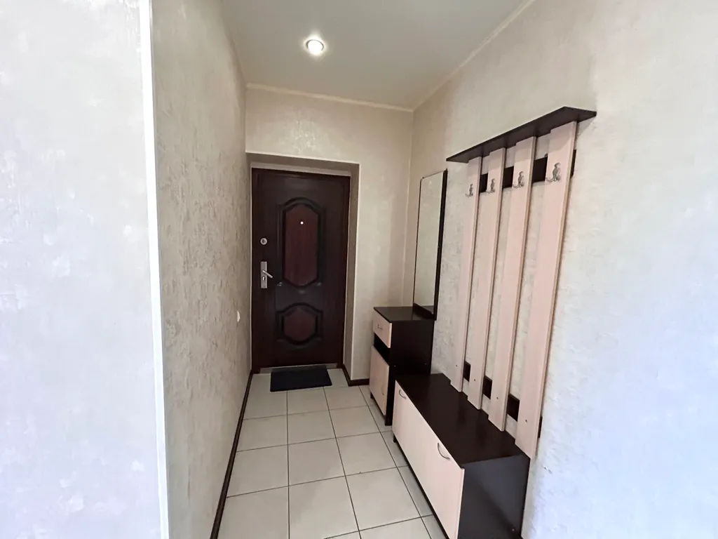 Просторная квартира в тихом месте с парковкой