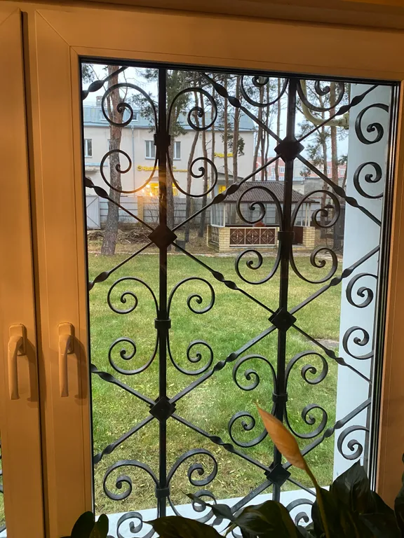 Дом среди сосен