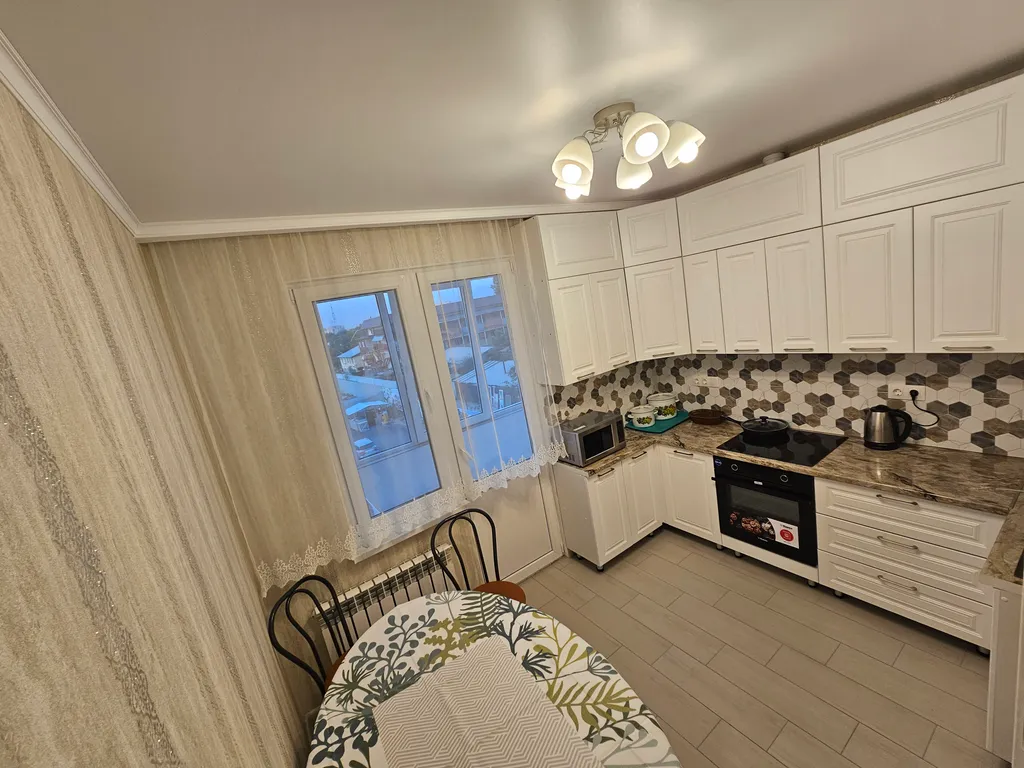 Апартамент с видом на горы