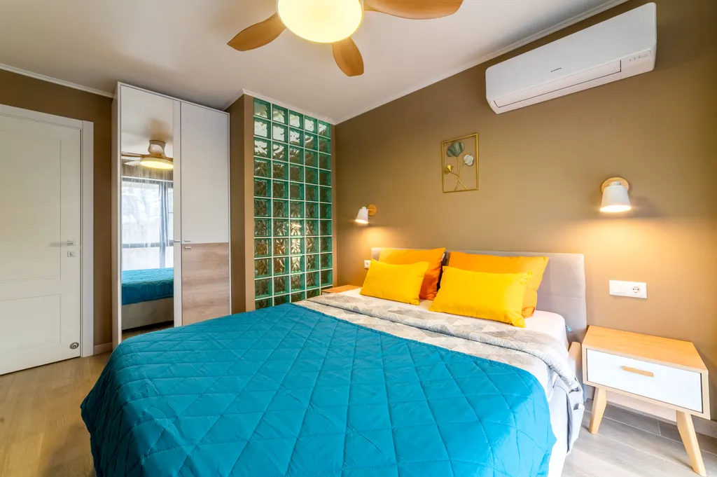 Двухуровневый апартамент около моря с бассейном в ЖК Морской квартал