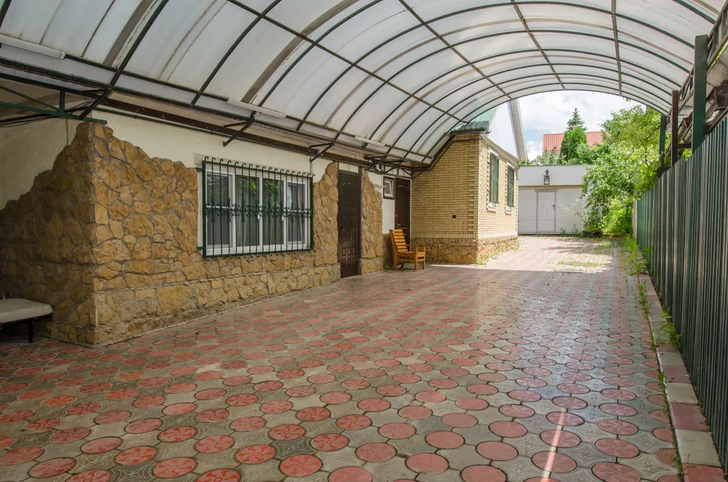 Коттедж Уютный домик с парковкой и мангальной зоной — Кисловодск