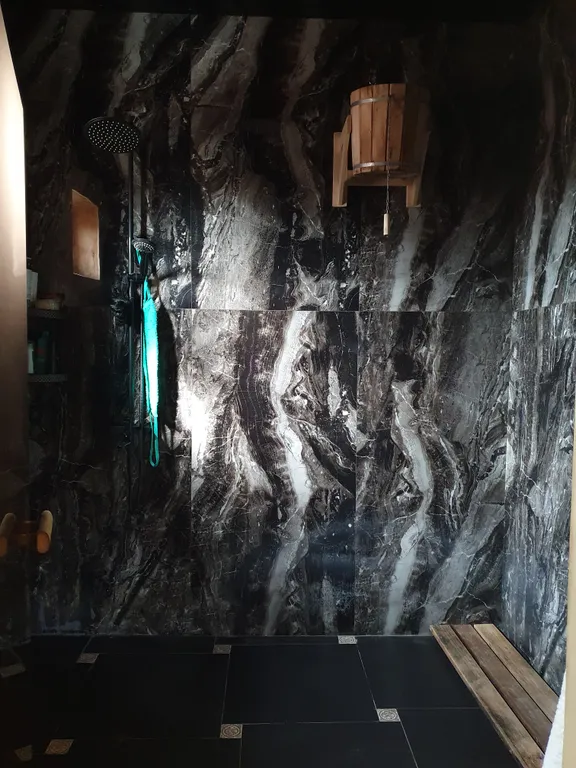 Уютный загородный дом из бруса с баней и чаном на дровах