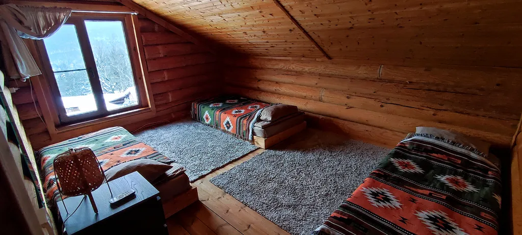 Коттедж Коттедж Просторный сруб с гамаком, камином и баней — Мезмай