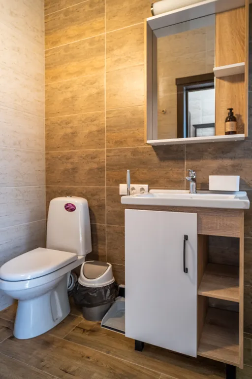 Квартира 2-комнатная Квартира — Кучугуры