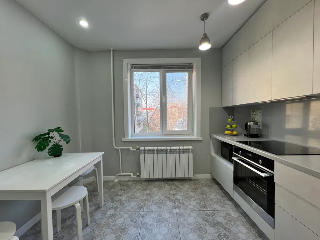 2 к.кв. в пяти минутах от Горного Воздуха не берем оплату за уборку