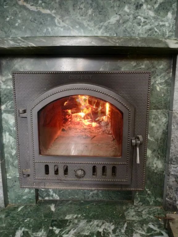 Уютный коттедж у реки