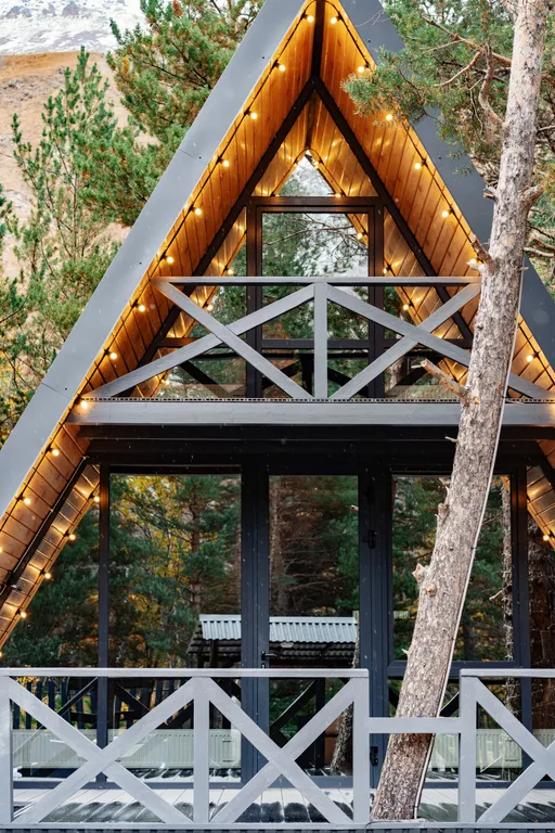 Коттедж Двухэтажный A-Frame дом у реки Гарабаши с видом на горы — аренда посуточно в Терскол