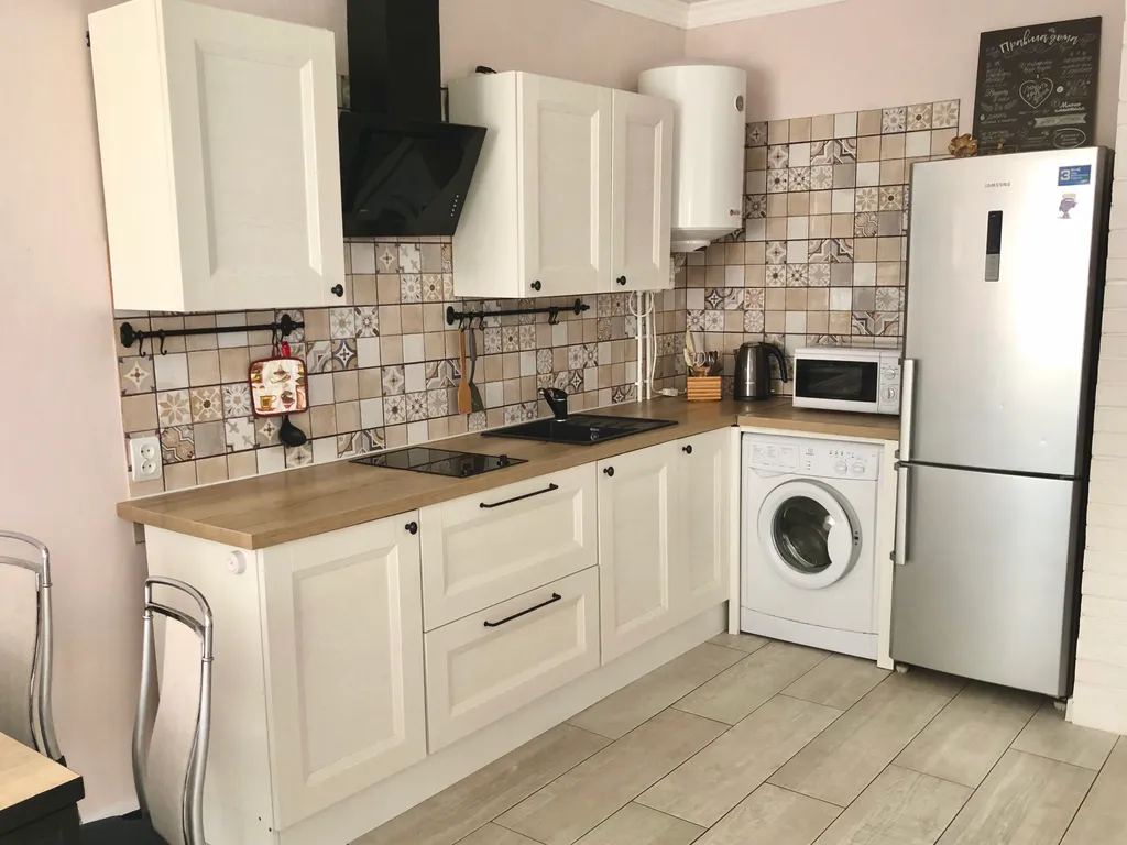 Квартира Уютная квартира с большой террасой в самом центре бухты — Геленджик