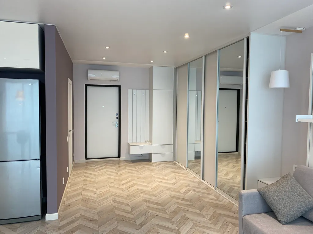 Прекрасная квартира с видом на Русский мост